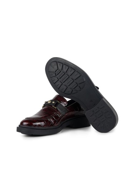 Burgundy leather women's mocassins