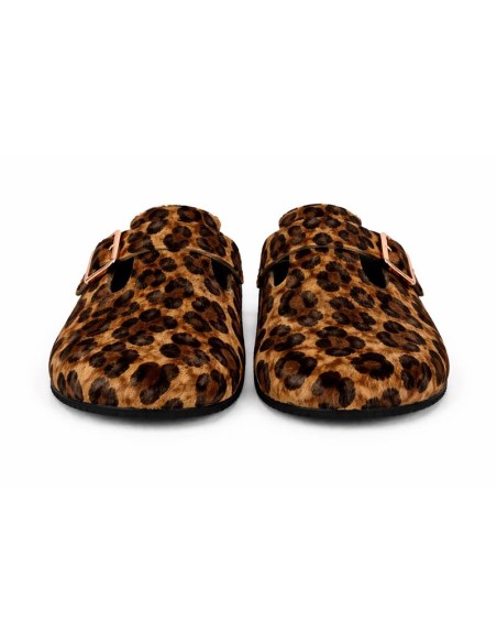 Sandalias de mujer de piel con hebilla color marrón