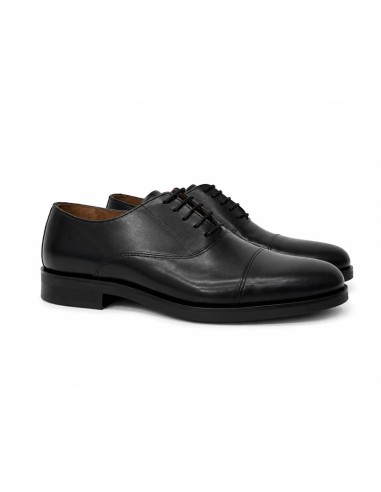 Black leather Oxford