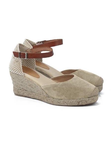 Alpargatas de mujer de ante afelpado color beige