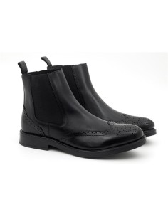 Black leather chelsea boots 2