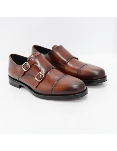 Zapato con hebilla de piel con plantilla extraible color cuero