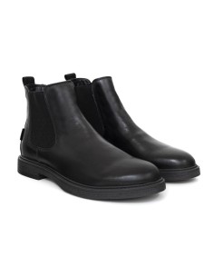 Black leather chelsea boots 2