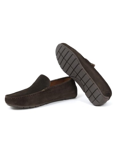 Mocasín de ante cosido artesano color marrón