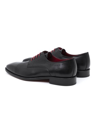 Derby de piel liso color negro
