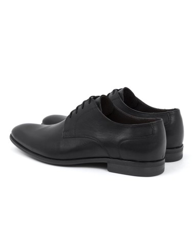 Derby de piel liso color negro