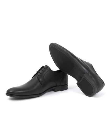 Derby de piel liso color negro