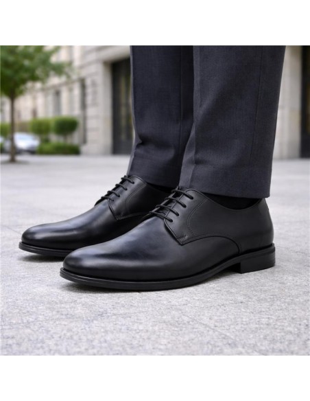 Derby de piel liso color negro