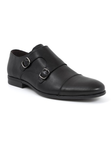 Zapato con hebilla de piel con dos  hebillas color negro