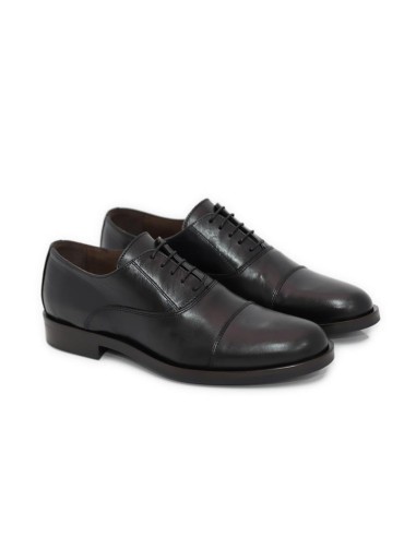 Oxford de piel de costura vuelta color negro