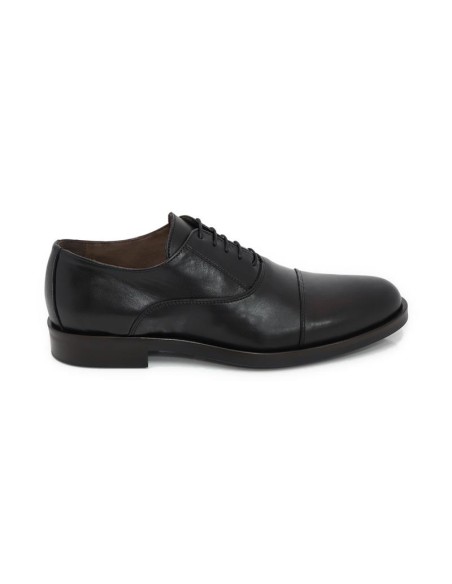 Black leather Oxford