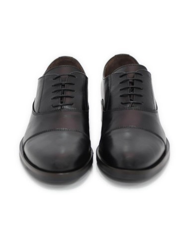 Oxford de piel de costura vuelta color negro