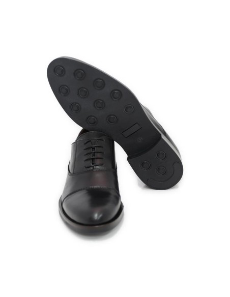 Black leather Oxford