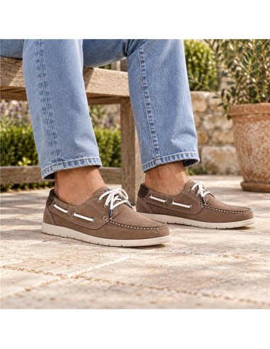Náutico de nobuck con cordón de piel color beige