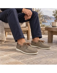Náutico de piel con cordón de piel color gris