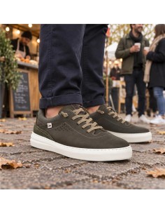 Sneakers de nobuck liso color verde