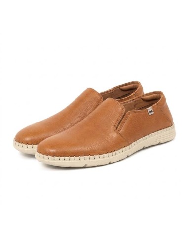 Mocasín slip-on con suela en contraste color cuero