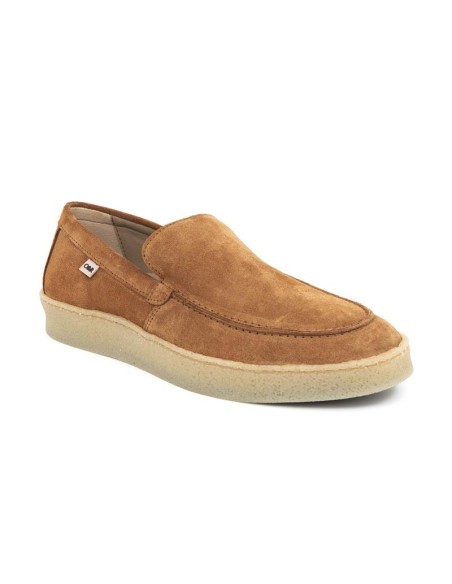 Mocasín de ante con costura color camel