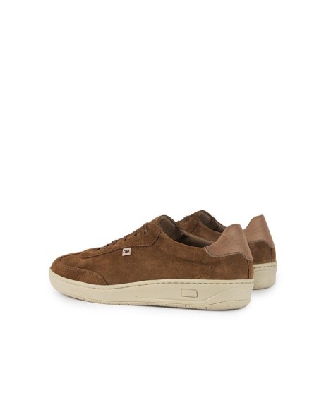 Sneakers de ante liso color cuero