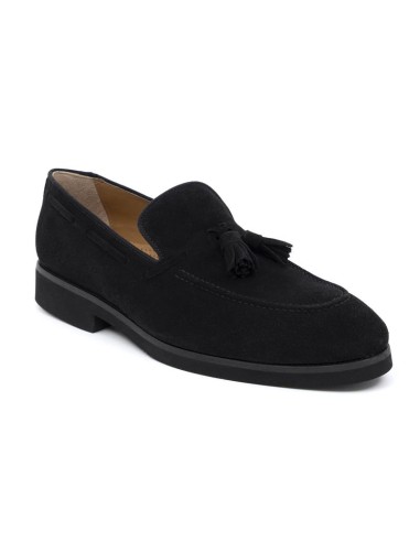 Mocasín de ante con borlas color negro