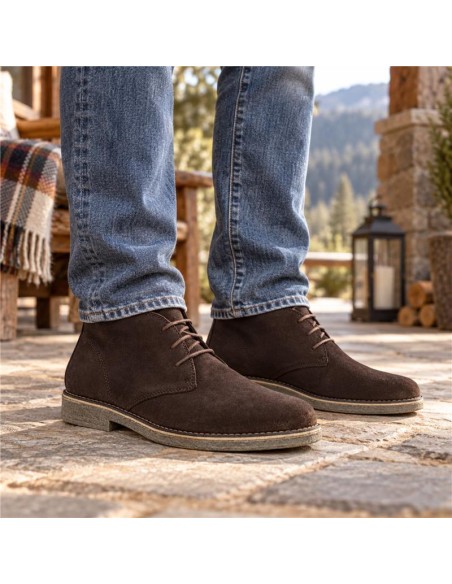 Brown suede boot