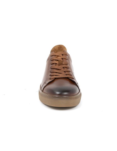 Sneakers de piel liso color cuero