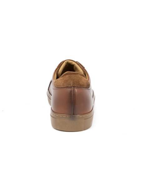 Sneakers de piel liso color cuero