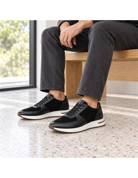 Black leather sport shoe