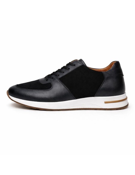 Black leather sport shoe