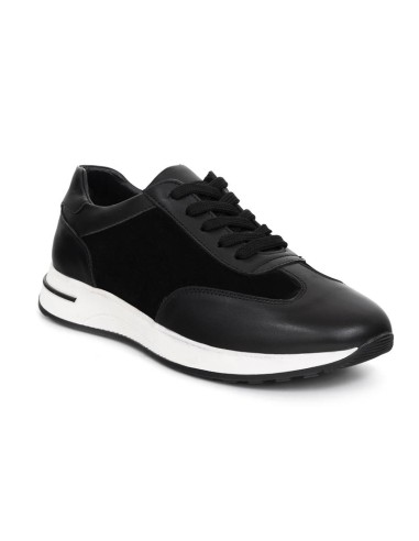 Black leather sport shoe
