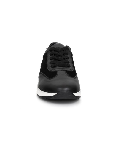 Black leather sport shoe