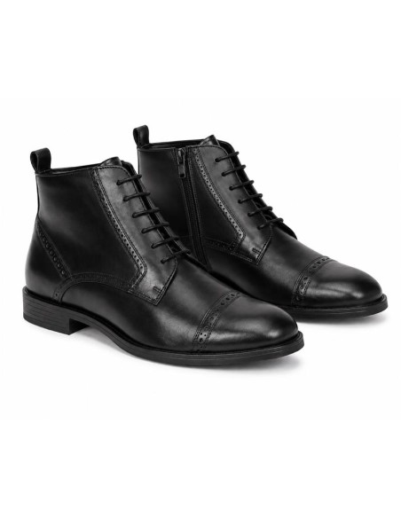 Black leather women's boots