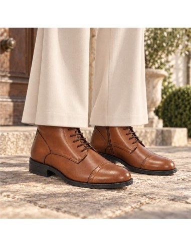 Botines de mujer de piel con hebilla color cuero