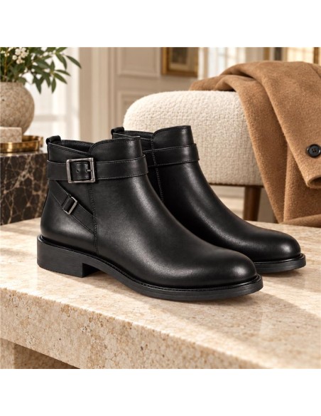 Botines de mujer de piel con hebilla color negro