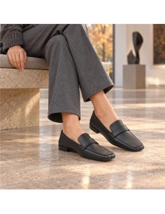 Mocasines de mujer de piel liso color negro