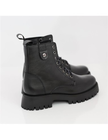 Botas de mujer de piel difuminado color negro