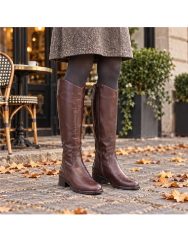 Botas de mujer de piel acabado a mano color marrón