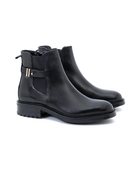 Black leather women's boots