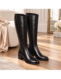 Botas de mujer de piel con hebilla color negro