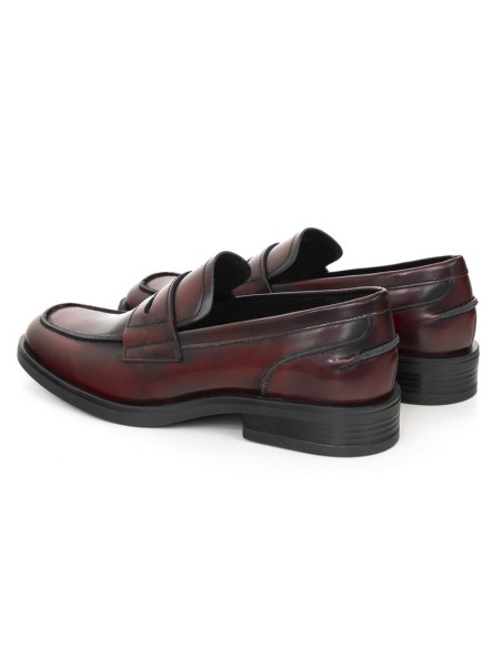 Mocasines de mujer de piel con antifaz color burdeos