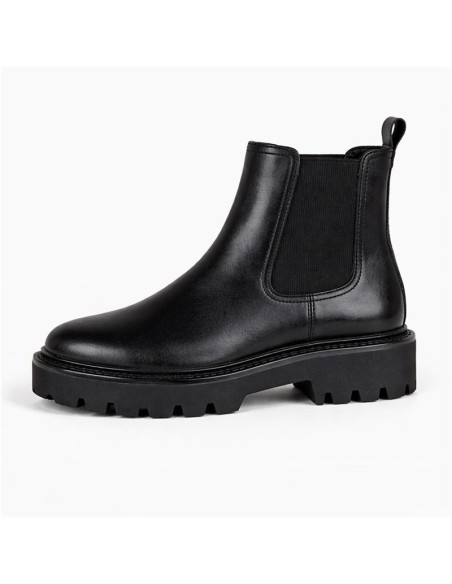 Black leather women's boots