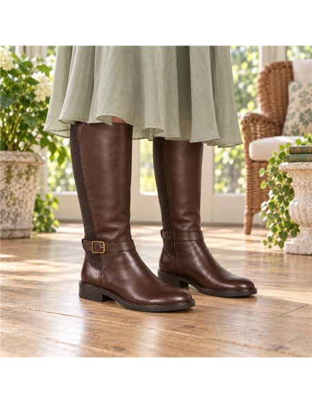 Botas de mujer de piel con hebilla color marrón