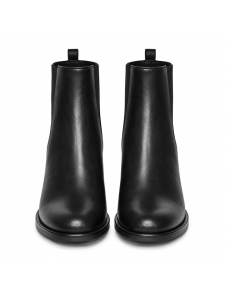 Black leather women's boots