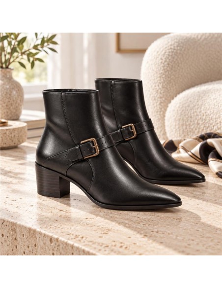 Botines de mujer de piel con hebilla color negro