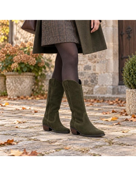 Botas de mujer de ante con costura color verde