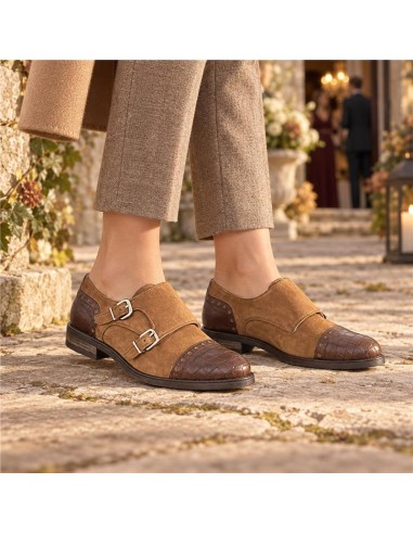 Zapato de Vestir combinado con piel con dos  hebillas color beige