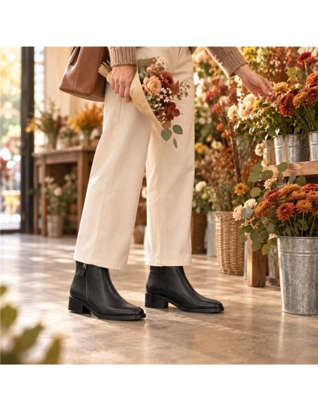 Black leather women's boots