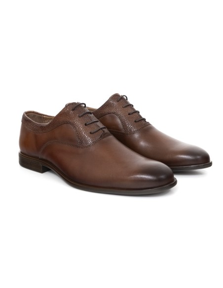 Oxford de piel con costura color cuero