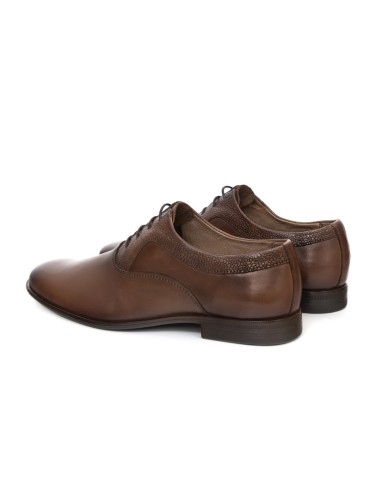 Oxford de piel con costura color cuero