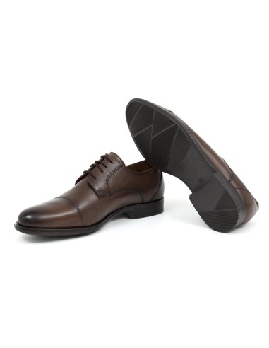 Derby de piel acabado a mano color marrón